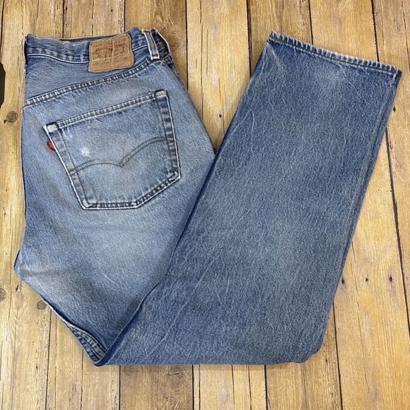 Vintage Levis 501 Button Fly Jeans 70s Made In USA SF207 Light Wash 34X30 - Picture 1 of 16